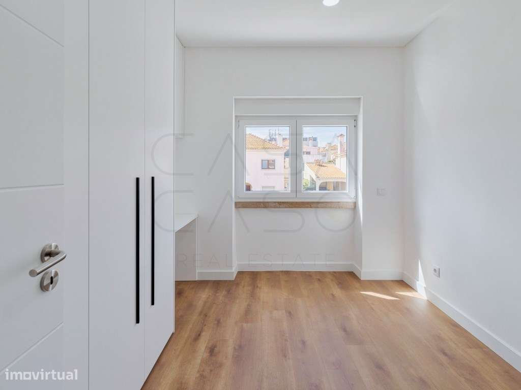 NOVO - Moradia de T4+2 no Bairro da Conceição-13