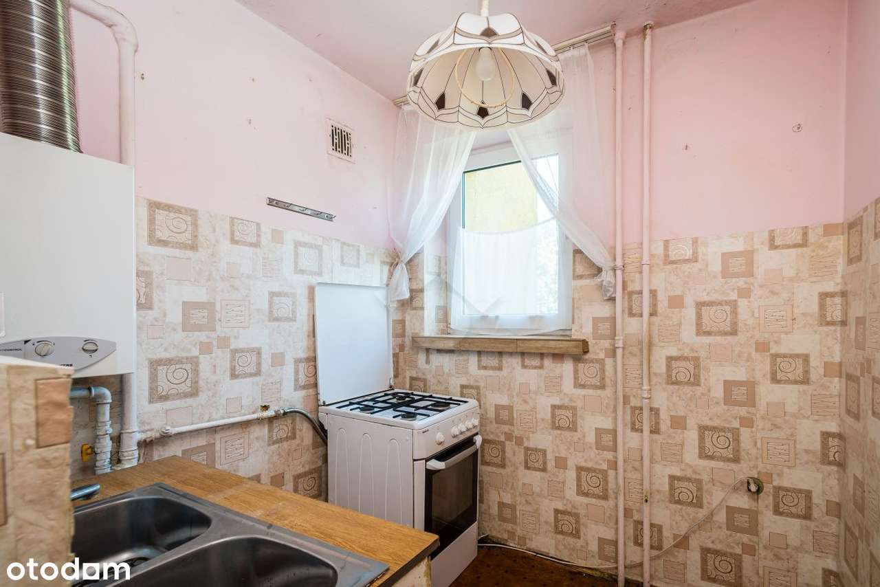 Łobzów - 3-pokojowe mieszkanie do remontu - 50 m2-11