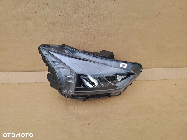 HYUNDAI BAYON PRAWA LAMPA FULL LED 92102-Q0600 ŁADNA UŻYWANA - 1