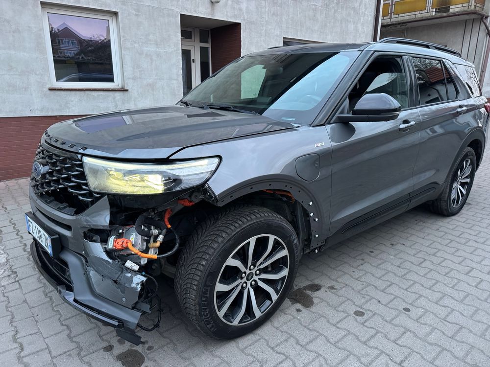 Ford Explorer 2021