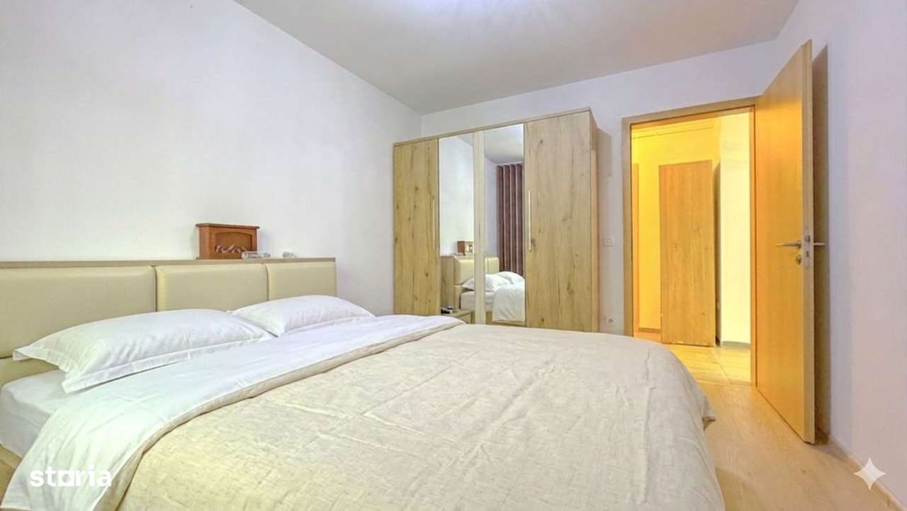 Studio in Kasper Coresi, vedere aleea pietonală,loc de parcare si boxa-5