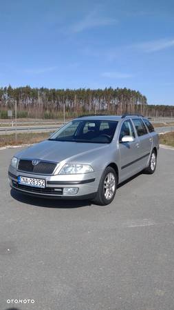 Skoda Octavia 2.0 TDI DPF Ambiente - 3