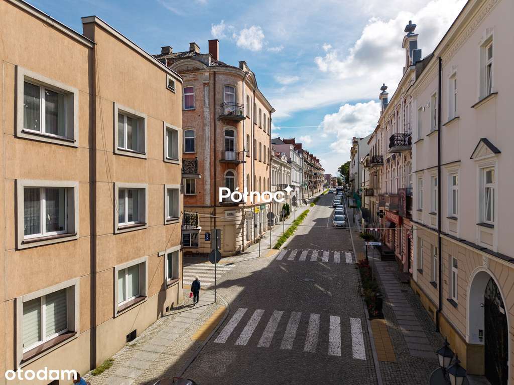 KAMIENICA W CENTRUM ŁOMŻY – 3 MIESZKANIA I 3 LOKALE USŁUGOWE-3