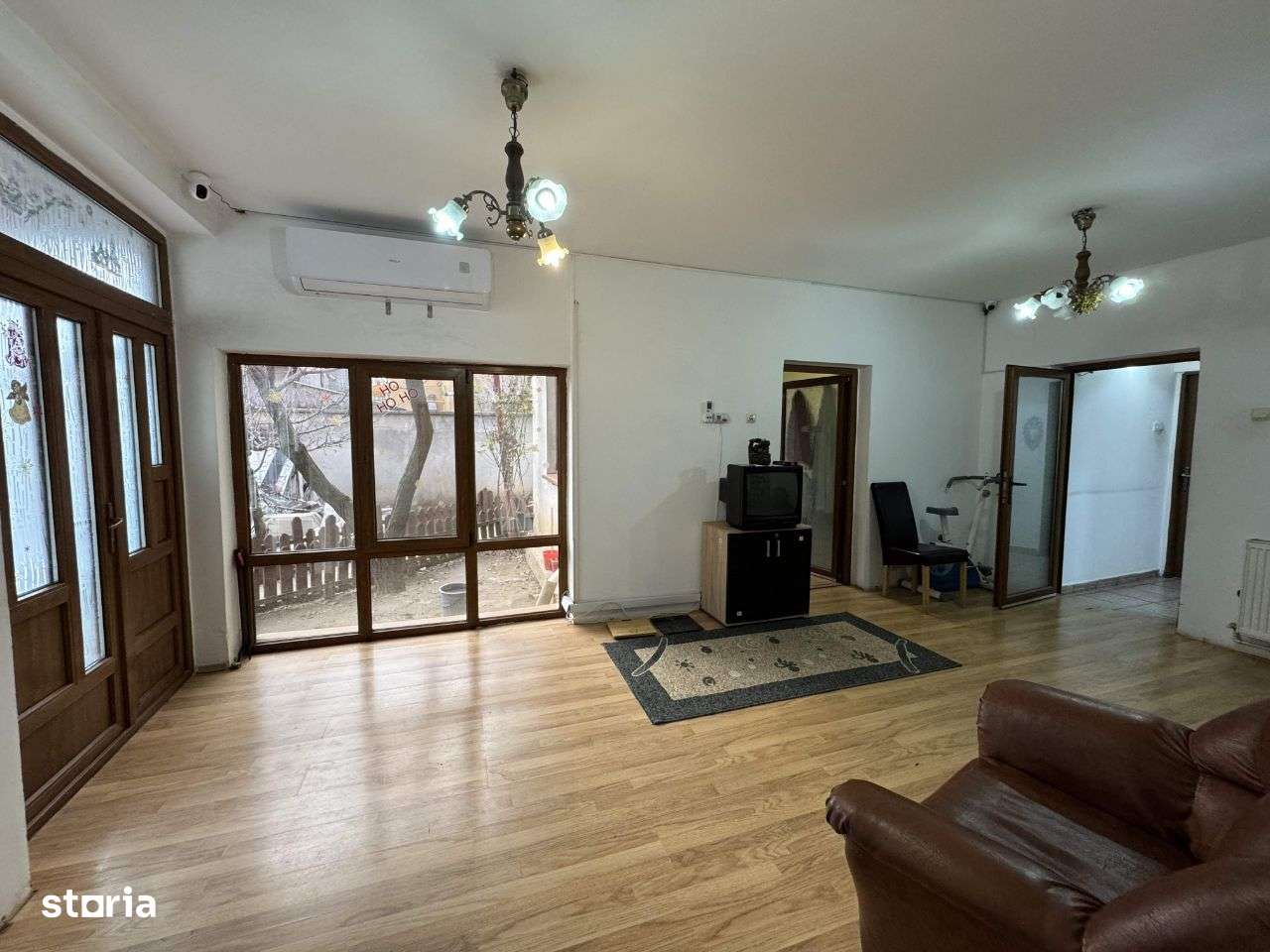 IMOBIL cu 3 cladiri, 14 camere, 6 bai, T= 611 mp, ultracentral,Caracal - Imagine principală: 3/20