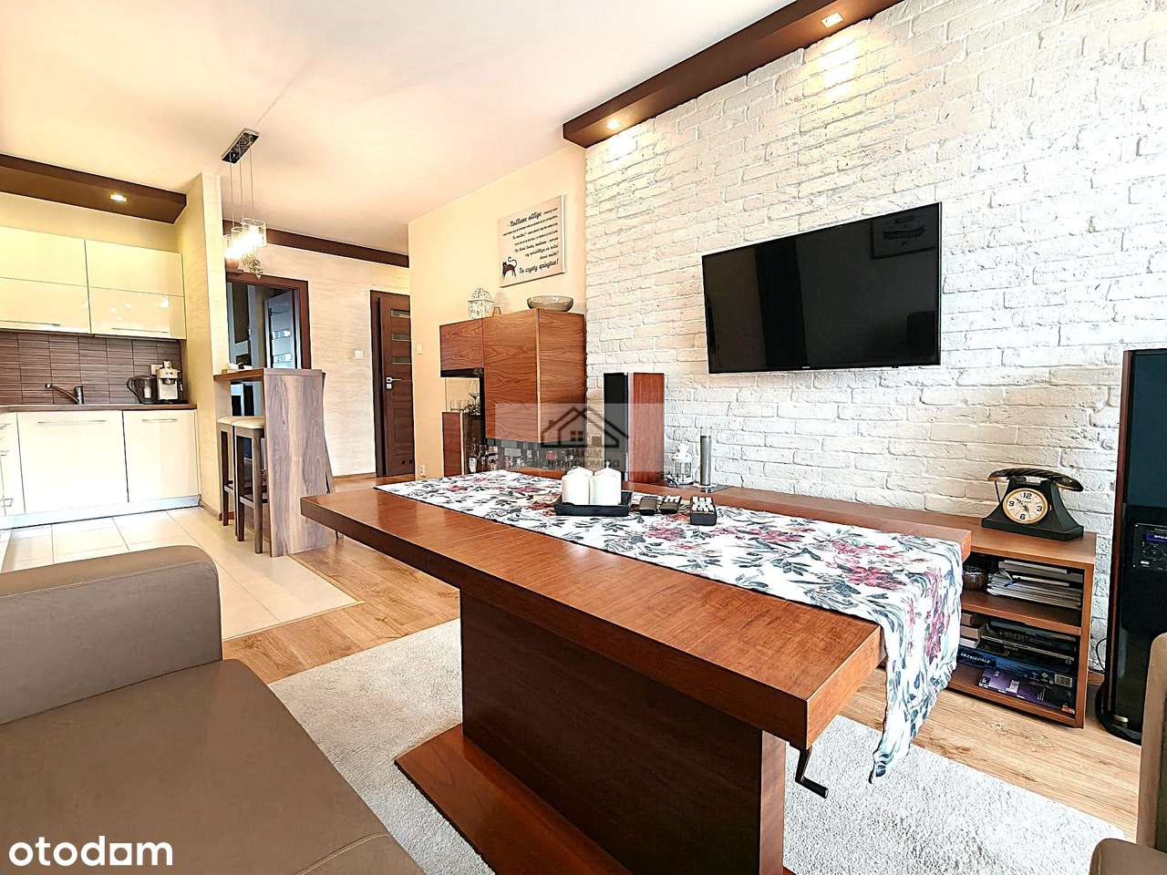 Komfortowe rodzinne 3-pok. 61,82m2 z ogródkiem - os. Drabinianka --3