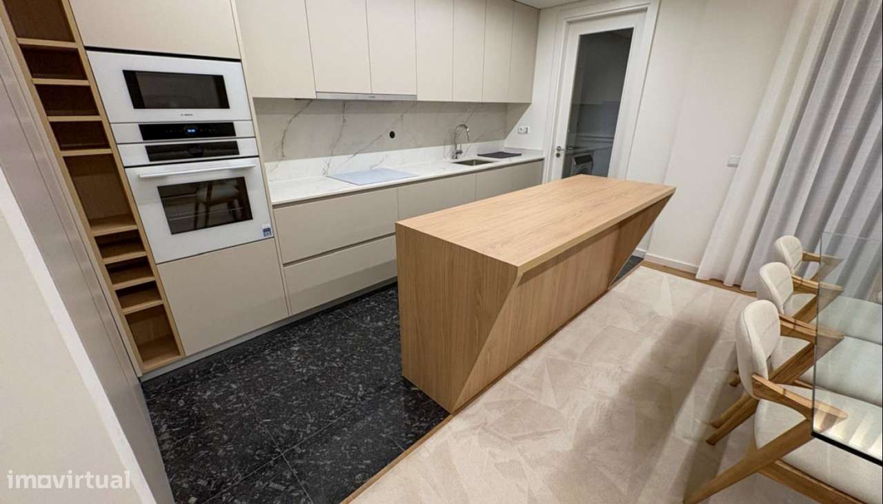 Venda de Apartamento T2 remodelado, no centro de Vila do Conde - Grande imagem: 4/20