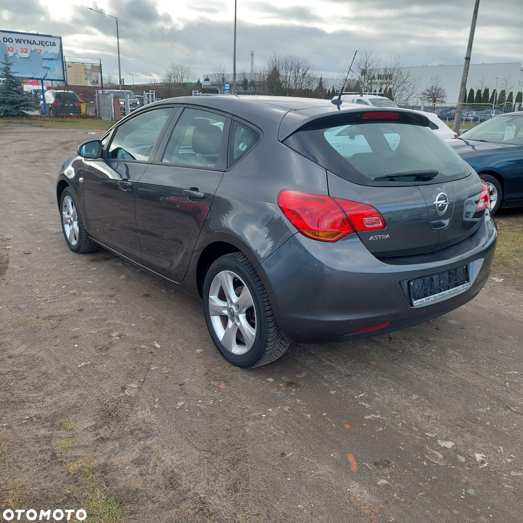 Opel Astra 1.6 150 Jahre - 7