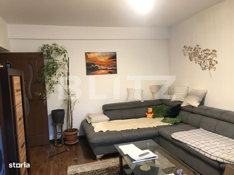 Apartament de 2 camere, 52 mp, decomandat, zona Brico Depot