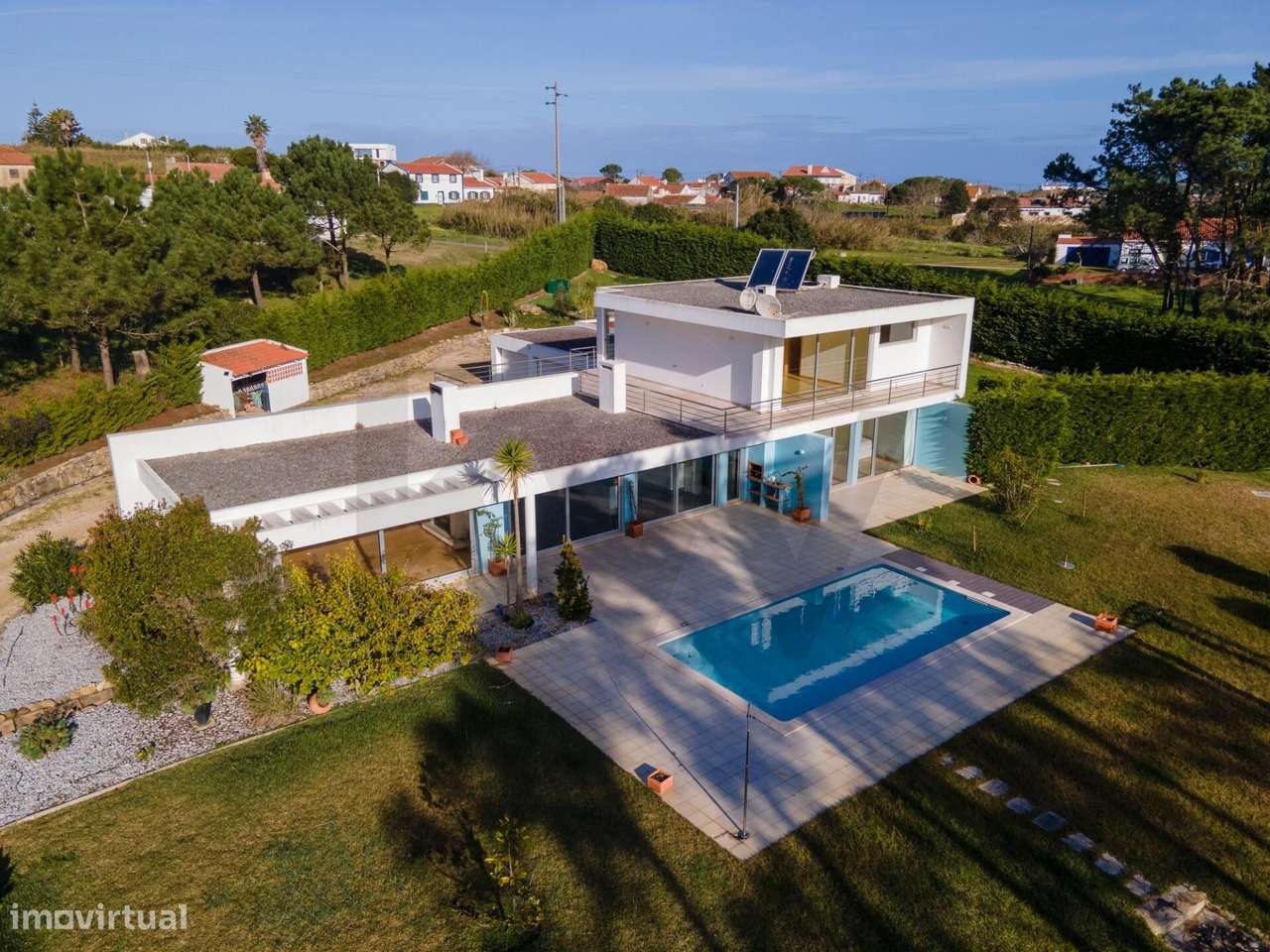 Moradia T3 com Piscina Privada e Jardim em Lote de 6.400 m2 – Serra do - Grande imagem: 5/53