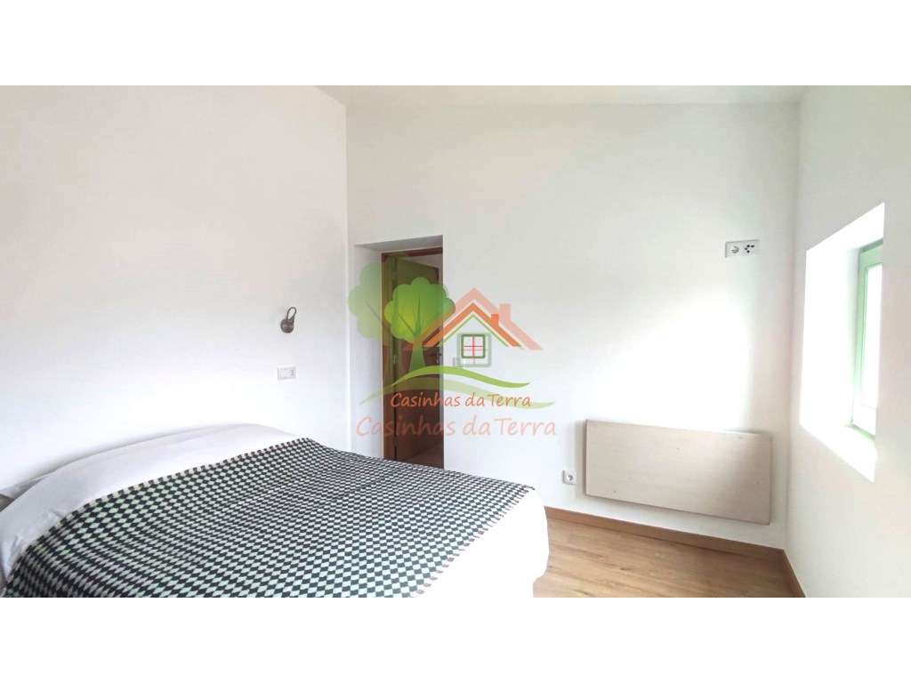 Terreno rústico com vista de mar e casa-12