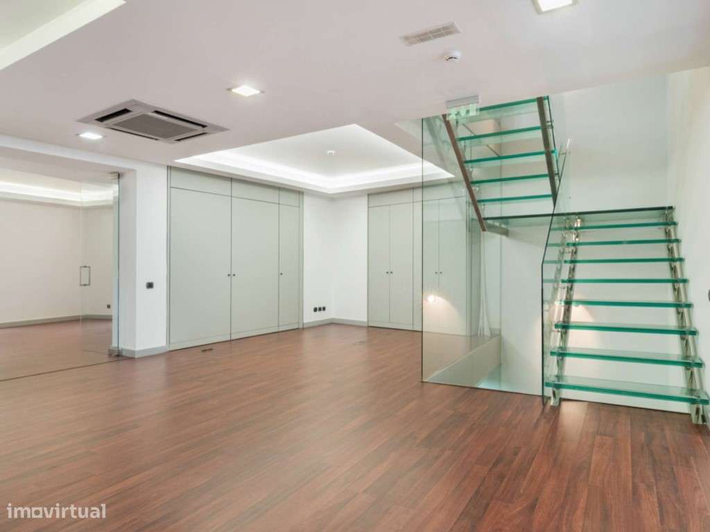 Prédio de escritórios com 493 m2 na Graça, Lisboa - Grande imagem: 4/23