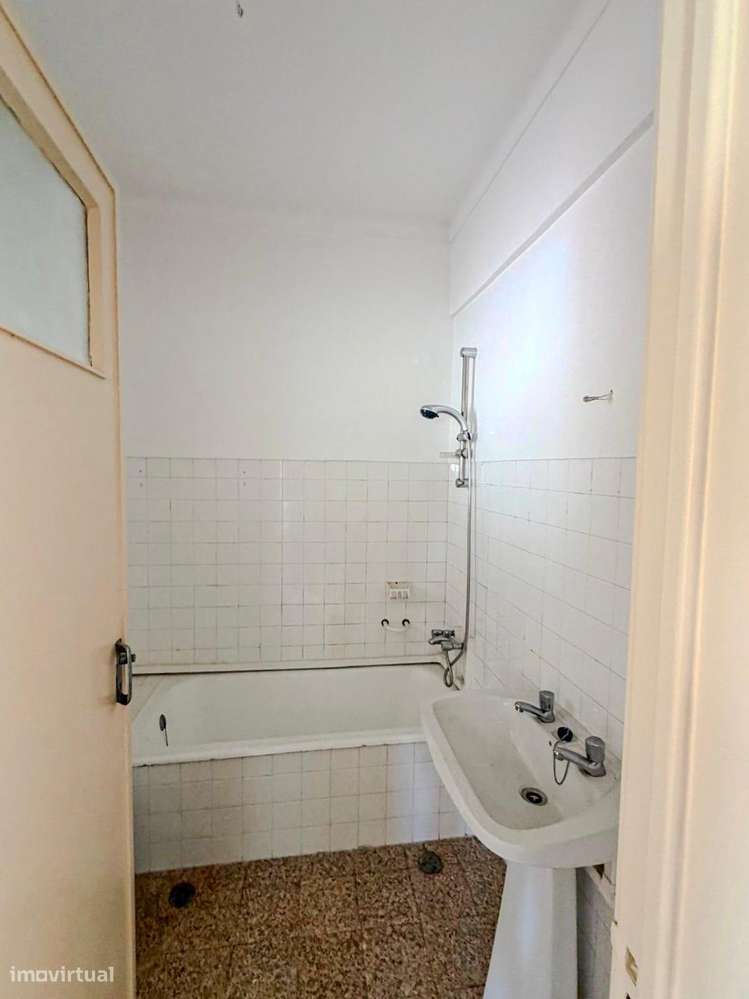 Apartamento T3 Sacavém-9