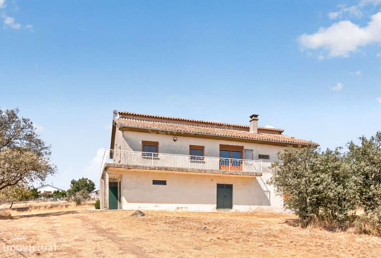 Moradia com Vista Panorâmica em Bragança - Quinta da Candaira-37