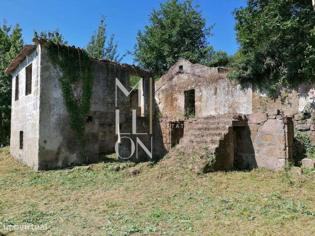 Propriedade próxima da Albufeira da Pala, no rio Douro, Marco de Canav - Grande imagem: 5/8