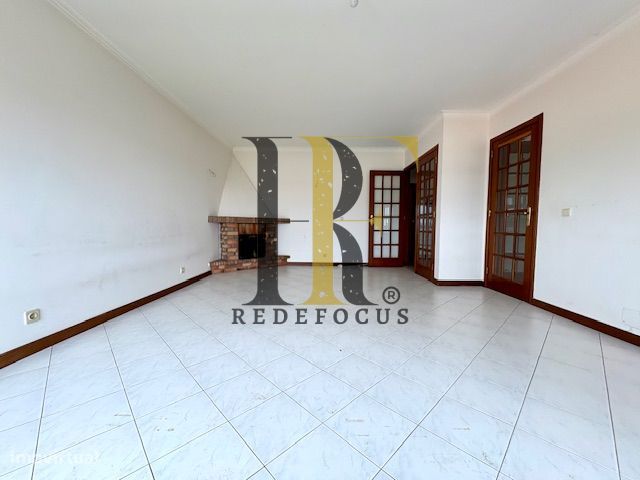 Apartamento T3 no Centro de Santa Maria de Lamas-4