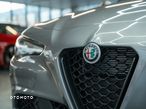 Alfa Romeo Giulia - 9