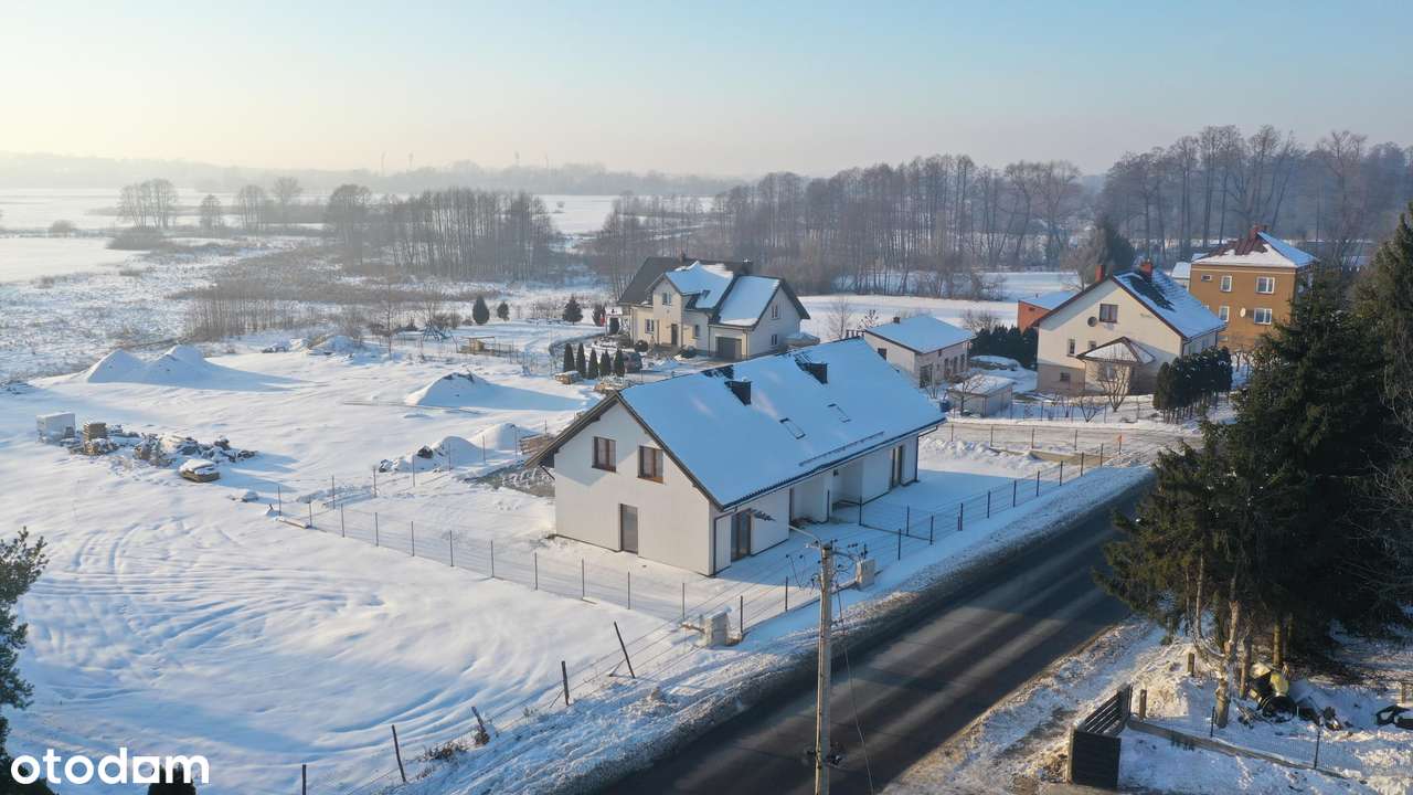 Nowy dom w zabudowie bliźniaczej z garażem i widokiem na Łomżę i Narew-9