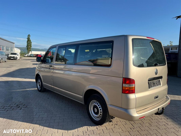 Volkswagen Caravelle - 4