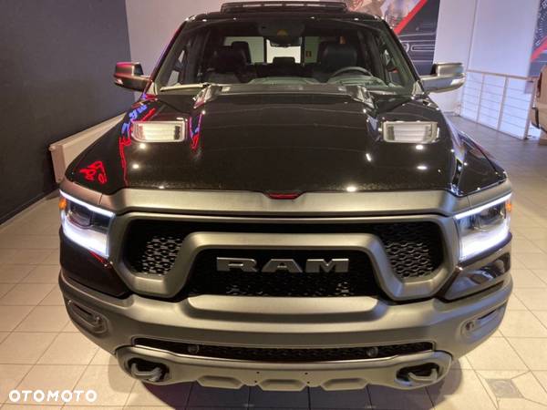 Dodge RAM 1500 5.7 4x4 - 6