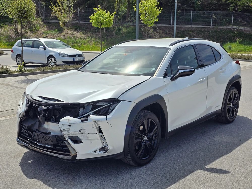 Lexus UX 250h F SPORT 2021