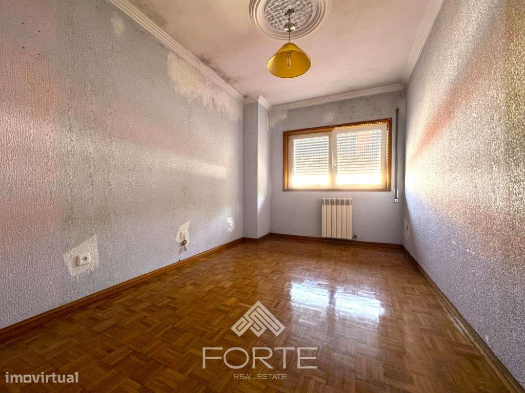 Moradia em banda T3 em São João da Madeira-15