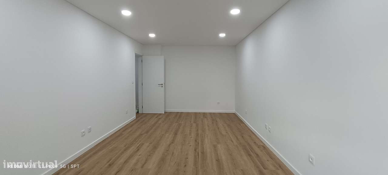 Quinta da Piedade T3 Remodelado 1ºAndar c/Parqueamento-8