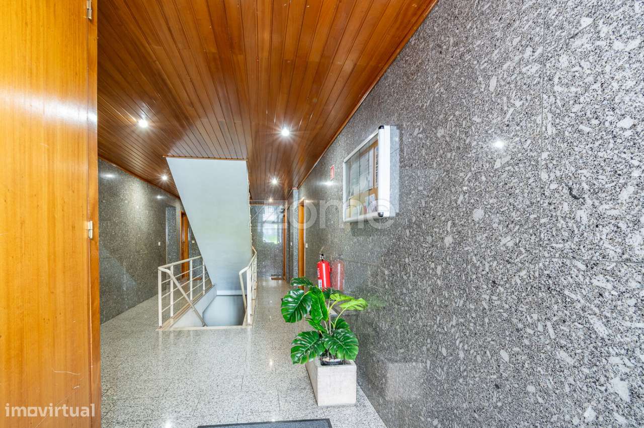 Apartamento T3 em Ferreiros, Braga-32