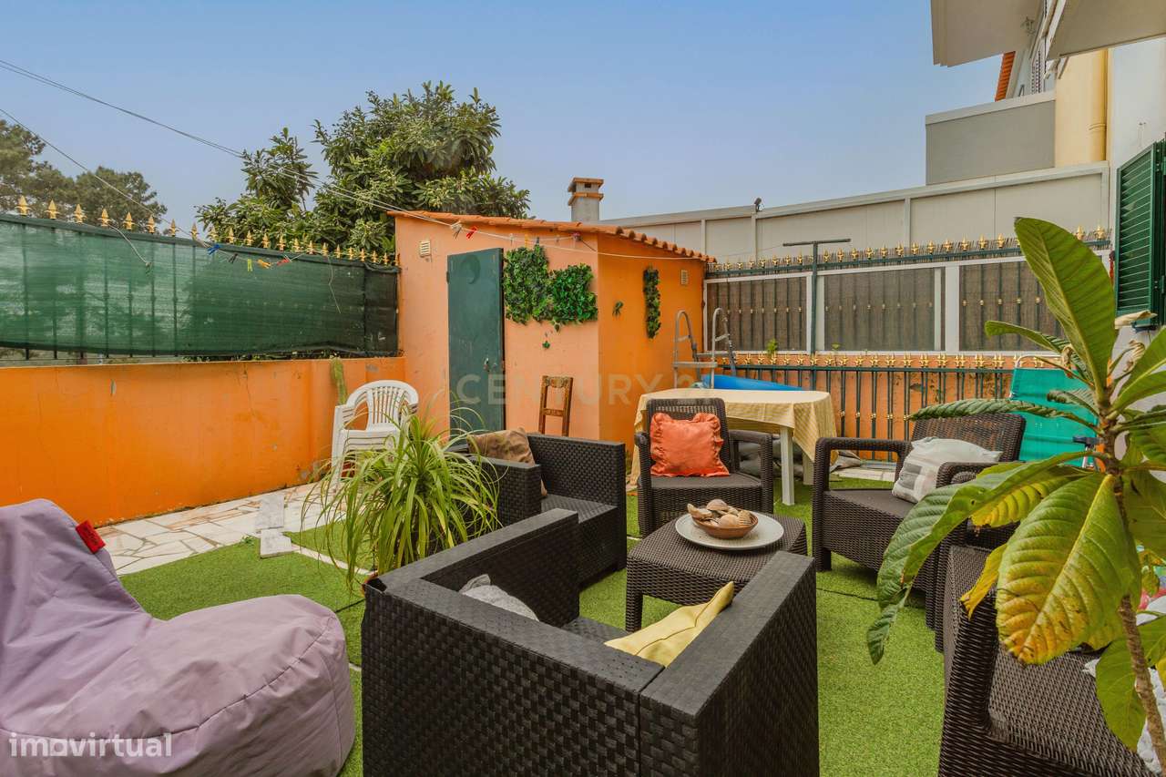 Andar de Moradia com Excelente Espaço Exterior / Terraço com 50 m² e S-9