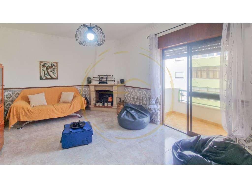Apartamento T3 - Vale da Romeira, Seixal - 255.000€ - Grande imagem: 4/27