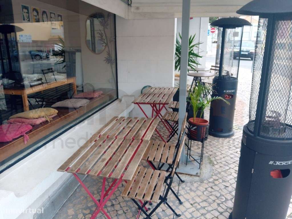 OPORTUNIDADE EXCLUSIVA Trespasse de Restaurante | Centro de Carcavelos-11