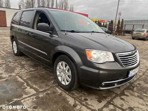 Chrysler Town & Country 3.6 Touring - 2