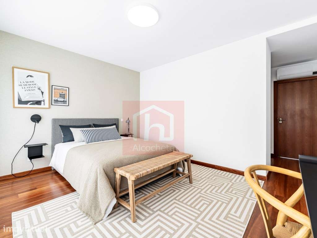 Moradia T4 geminada + Rooftoop em Alcochete-35