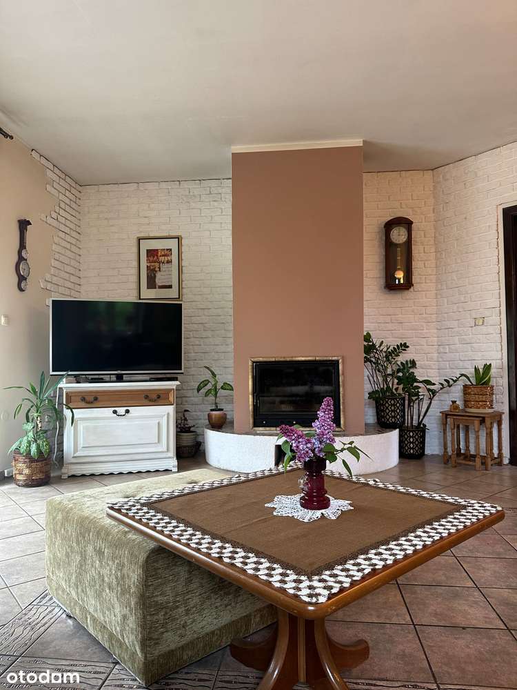 Na sprzedaż zadbany dom dla dużej rodziny w Osolinie !-3