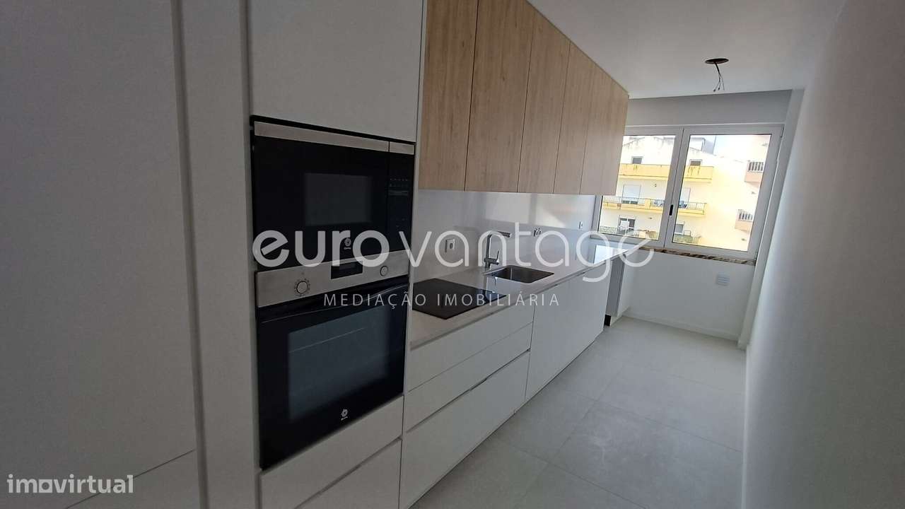 Apartamento T3 Totalmente Remodelado, Leiria - Grande imagem: 5/16