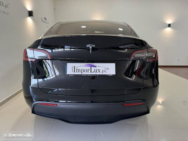 Tesla Model Y RWD - 10