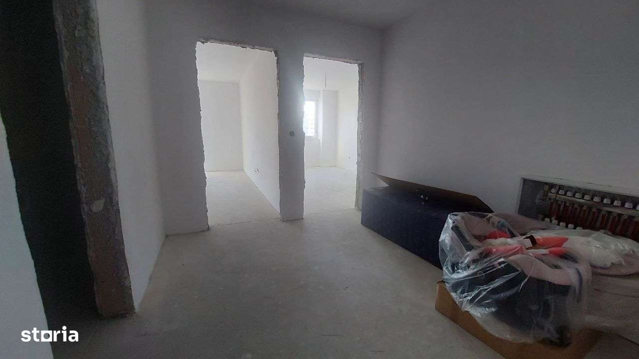 De vanzare apartament cu 3 camere- str Calea Aradului, Oradea-5