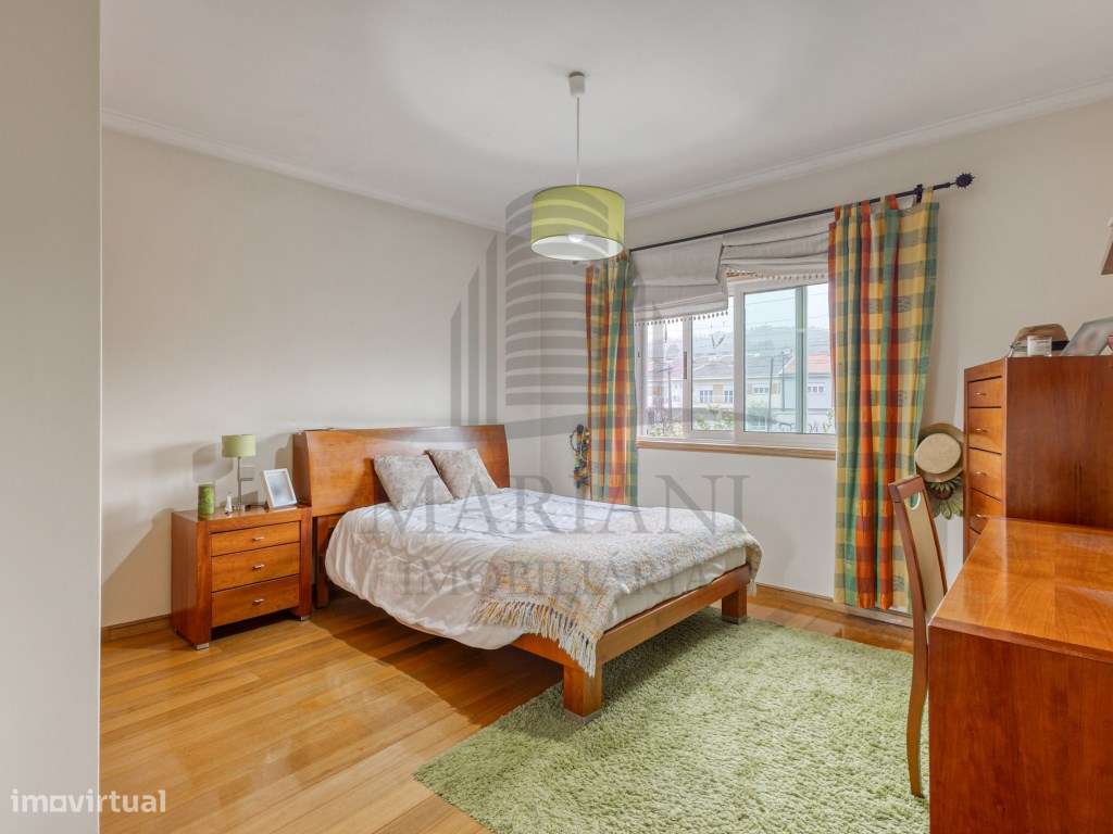 Moradia T4 independente em Valongo-15