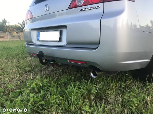 Części Honda Accord 2.0 Benzyna kombi ! Kod lakieru NH623M , silnik K20A6 ! Executive ! Skóry, Hak ! KATALIZATOR - 12