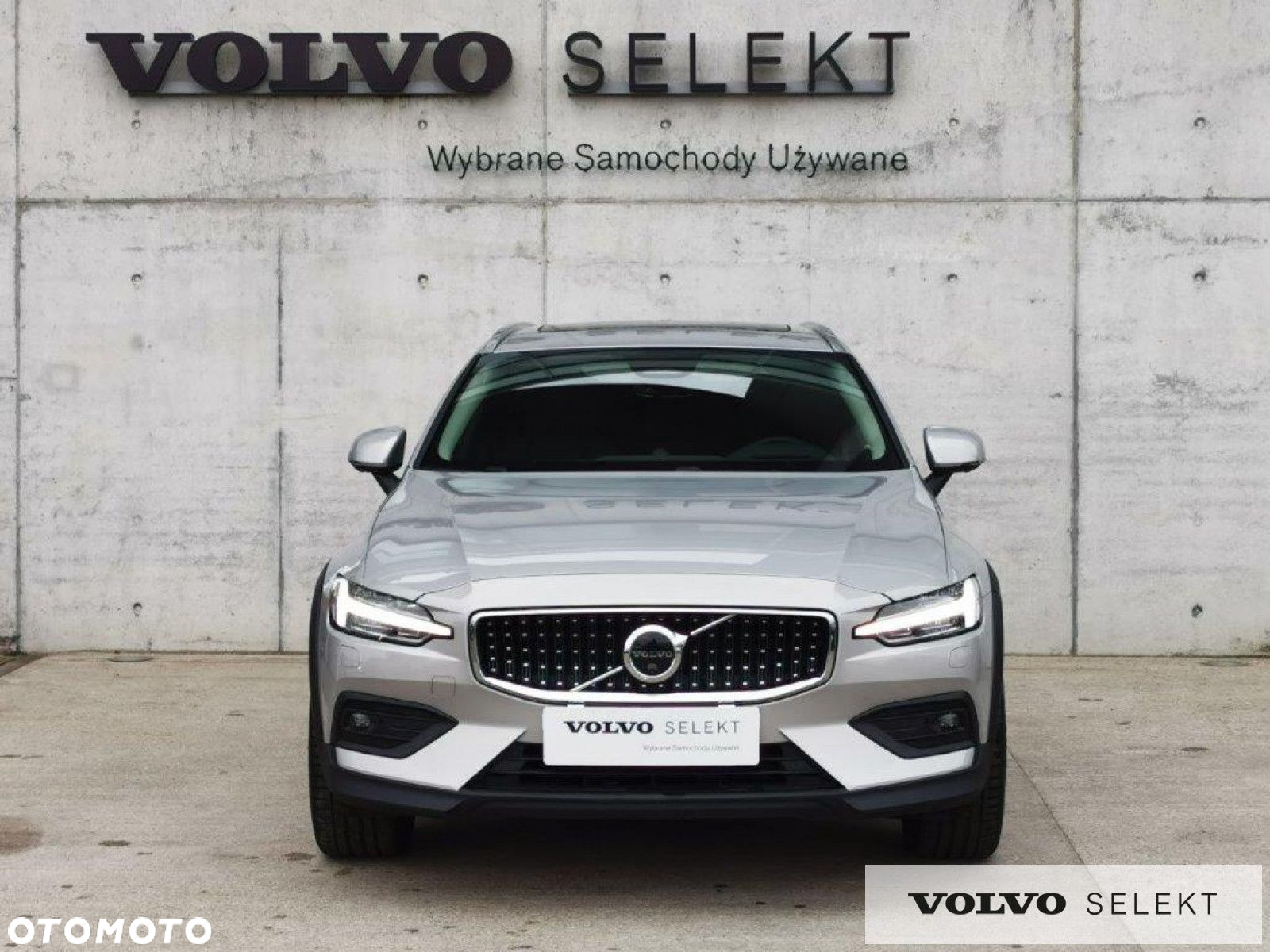 Volvo V60 Cross Country - 3