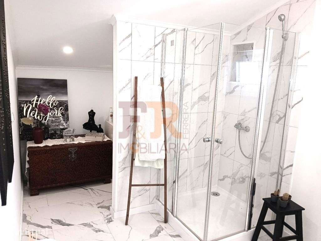 Moradia Isolada Duplex T6 Azeitão-27