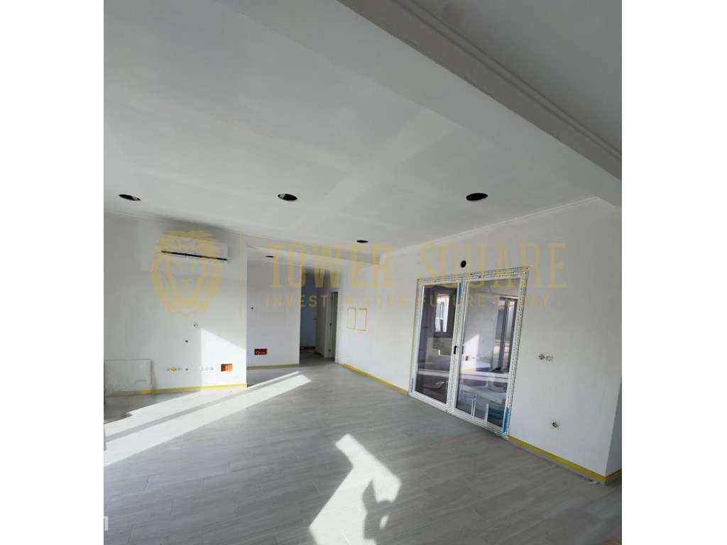 Moradia T5 - 3 Suítes - Construção Nova - Grande imagem: 2/10