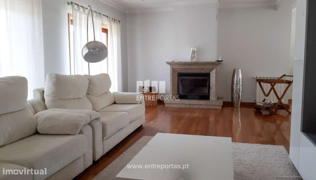 Moradia V4 isolada com jardim, próxima da praia, Árvore, Vila do Con - Grande imagem: 3/26