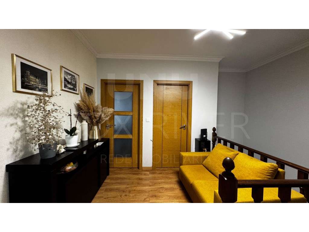 Moradia T3 - Localização Privilegiada a 2 Minutos do Centro de Valença - Grande imagem: 5/14