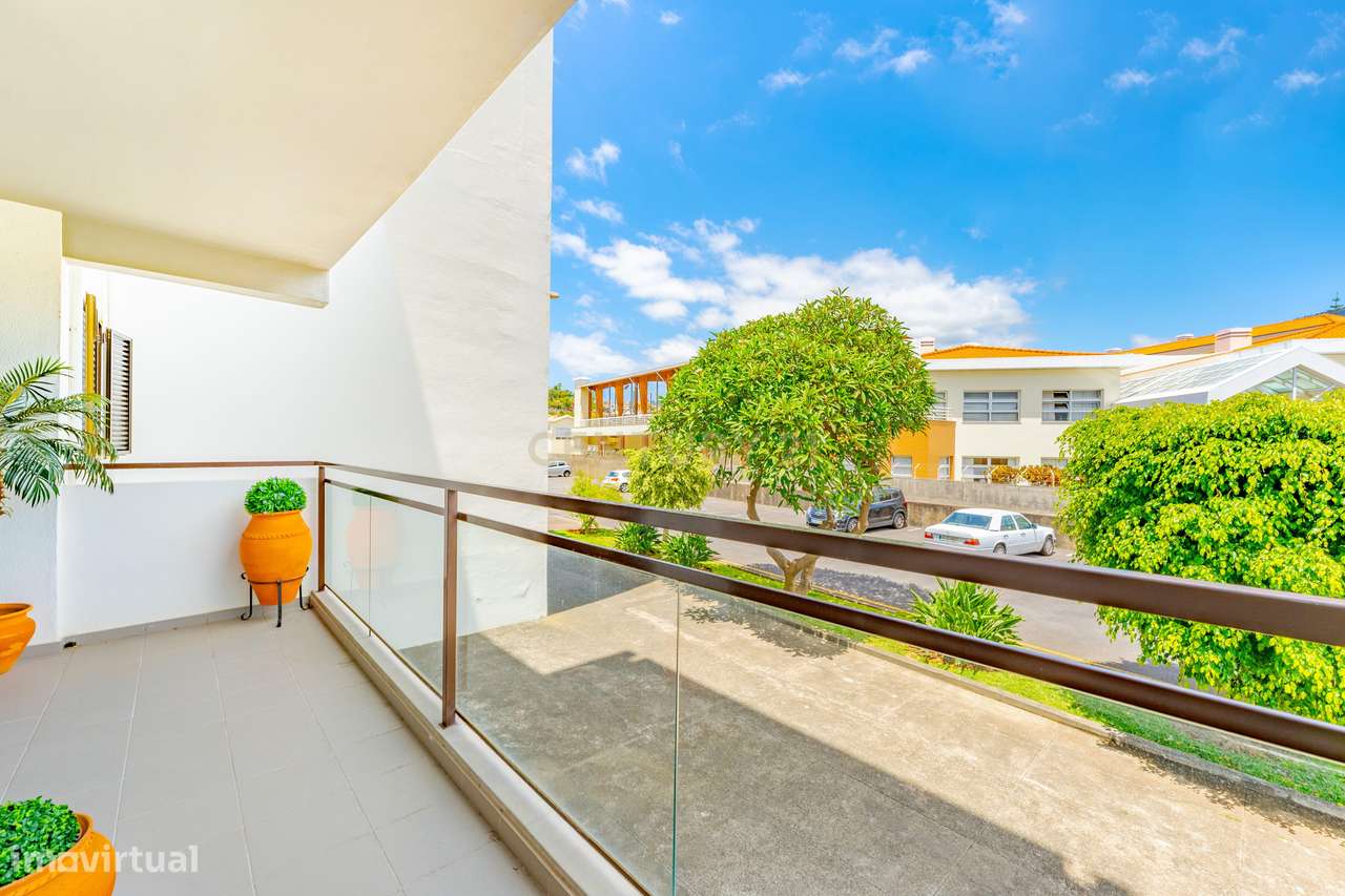 Apartamento T2 Mobilado e Equipado na Achada - Viva com Comodidade - Grande imagem: 2/28