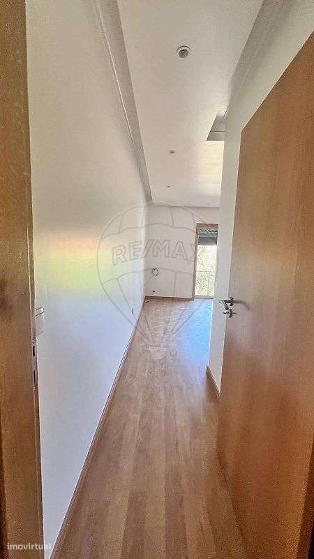 Moradia T4 para venda - Grande imagem: 5/8