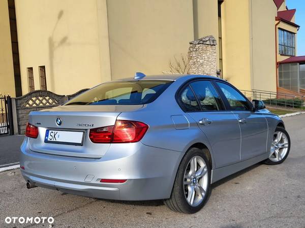 BMW Seria 3 - 20