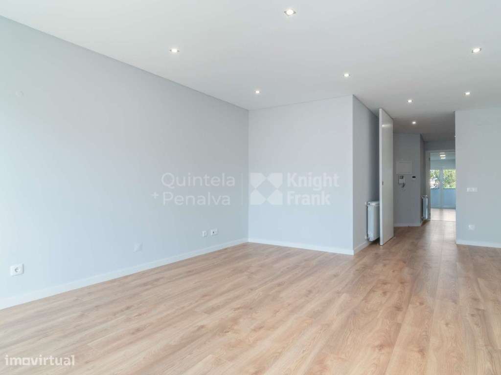 Apartamento T2 para arrendamento com garagem na Parede - Grande imagem: 5/24