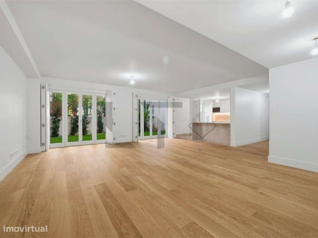 Apartamento T3 com Garagem para Venda junto à Av. da Liberdade, Lisboa - Grande imagem: 4/21