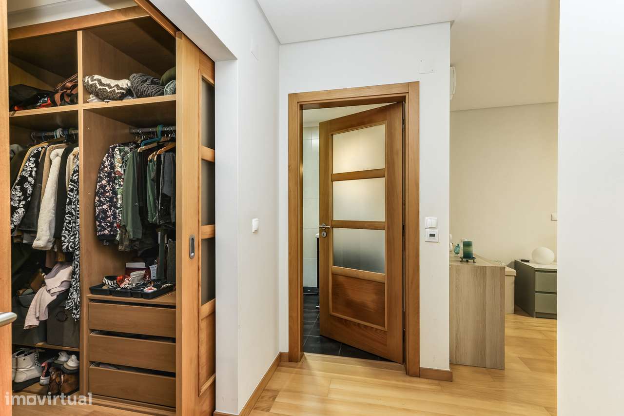 T3 em Alenquer com 2 lugares de Estacionamento-11