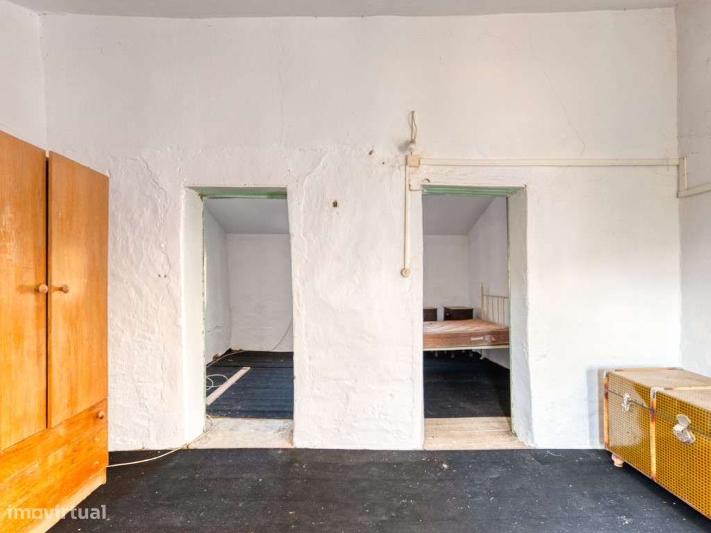 Conjunto de Cinco Imóveis urbanos com Terreno para venda em Caratão...-29